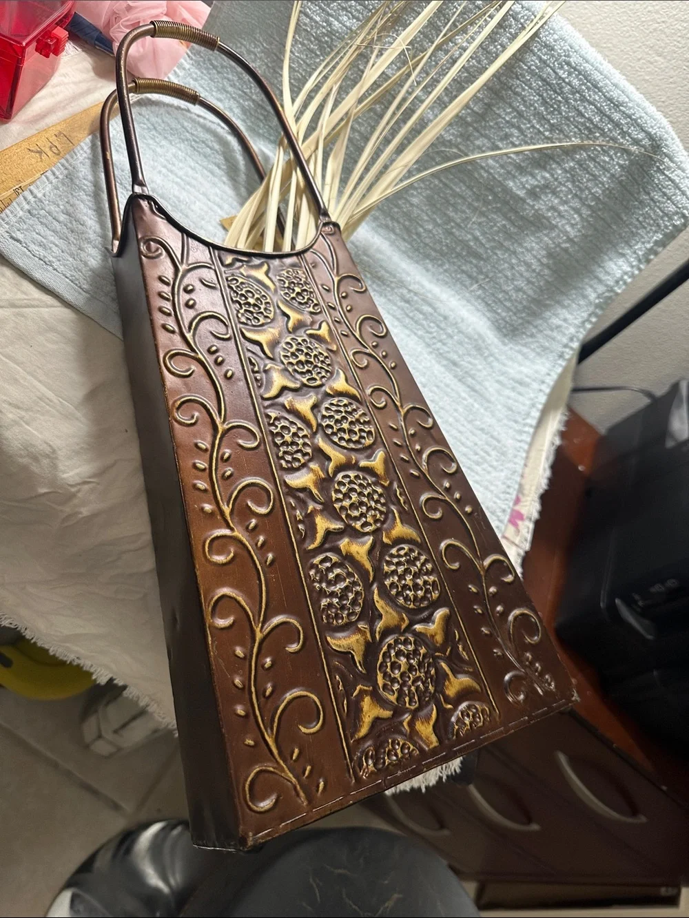 Kirklands stylish brown